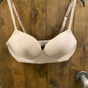 True & Co push up bra 38C NWOT